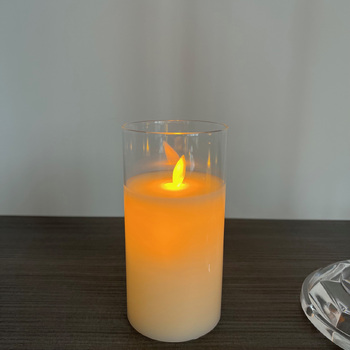 7.5x15cm LED Pillar Candle in Glass Vase - Flickering Flame