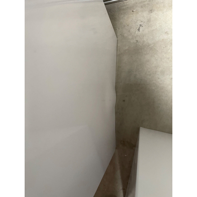 thumb_Set of 5 White Metal Wedding Plinths – Factory Seconds