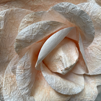 thumb_Set of 3 Cream/Peach Giant Roses on Stands