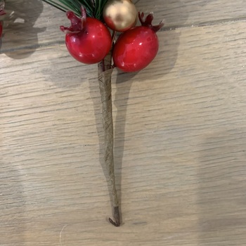 thumb_15cm  - Christmas Pick W/ Berries