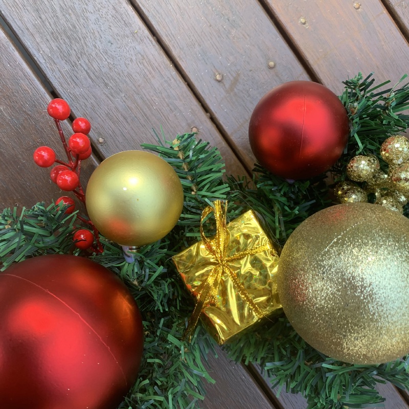 260cm Christmas Garland/Runner Red/Gold