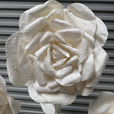 thumb_Set of 3 White/Cream Giant Roses on Stands