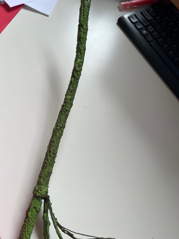 140cm Bendable Branch - Green