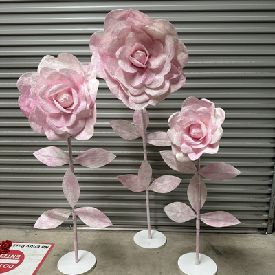 thumb_Set of 3 Pink/White Giant Roses on Stands