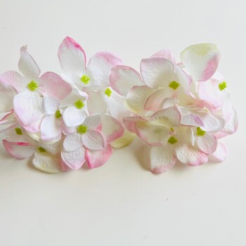8cm Hydrangea Flower Bloom - White/Pink
