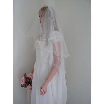 80cm White Curly Large Pearl 2 Tier Veil - V0404W2-1W