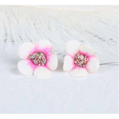 Large View 2cm Dainty Flowers - Pink/White
